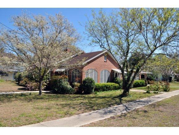 107 SE 1 St., Williston, FL 32696