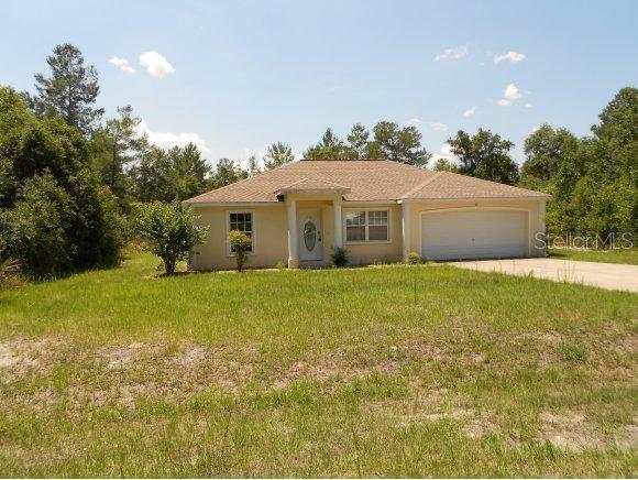 8 Elm Rd., Ocala, FL 34472