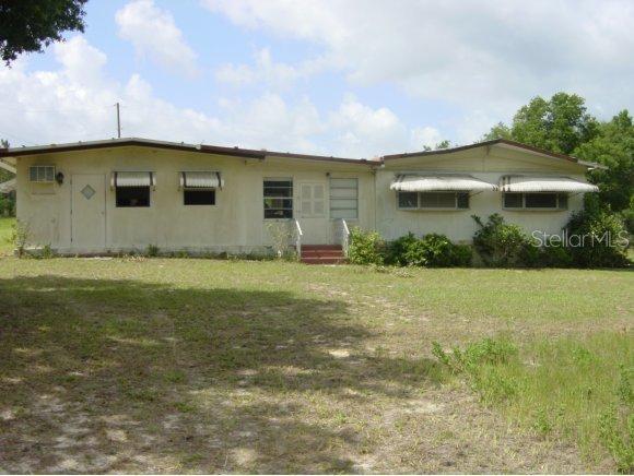 11650 E Highway 25, Ocklawaha, FL 32179