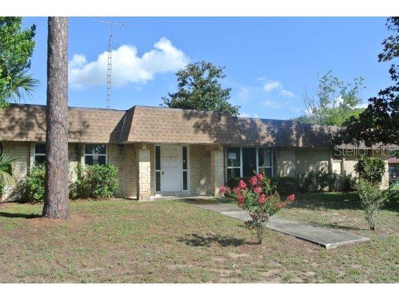 1 Spring Lake Way, Ocala, FL 34472