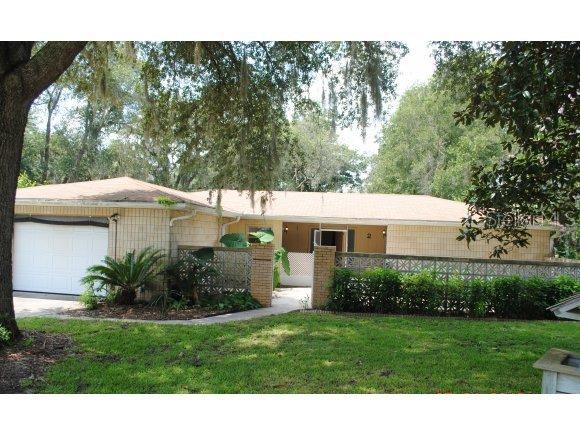 2 Spring Lake Pl., Ocala, FL 34472