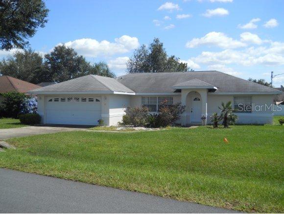 8 Almond Dr Pass, Ocala, FL 34472