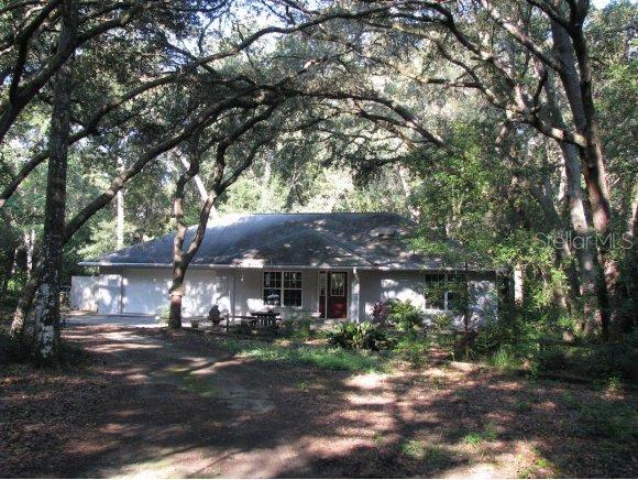 38725 Grays Airport Rd., Lady Lake, FL 32159