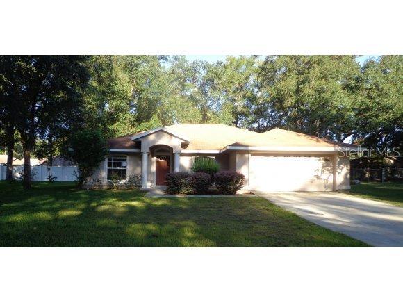 22 Redwood Rd., Ocala, FL 34472