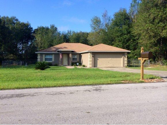 44 Willow Rd., Ocala, FL 34472