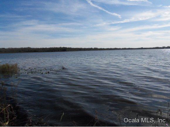 SE 34 Ln., Ocklawaha, FL 32179