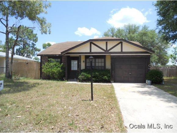 18 Spring Loop Cir., Ocala, FL 34472