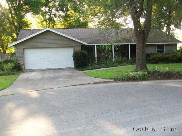 1751 SE 43 Ter., Ocala, FL 34471