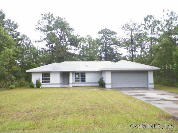 9 Fisher Lane Ter., Ocklawaha, FL 32179