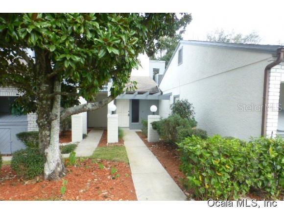 9 Pinewood Gardens, Homosassa, FL 34446