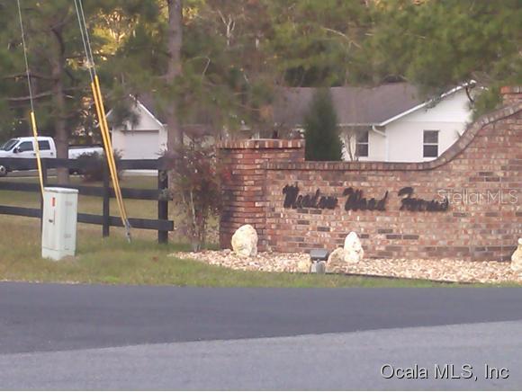 Lakewood Cir., Ocala, FL 34482