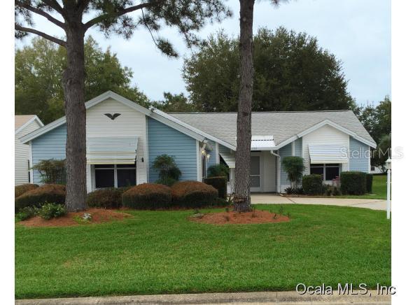 732 Vista Pl., Lady Lake, FL 32159