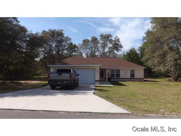 6 Fisher Way Run, Ocklawaha, FL 34472