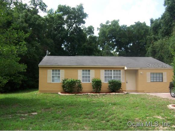 204 Oak Cir., Ocala, FL 34472
