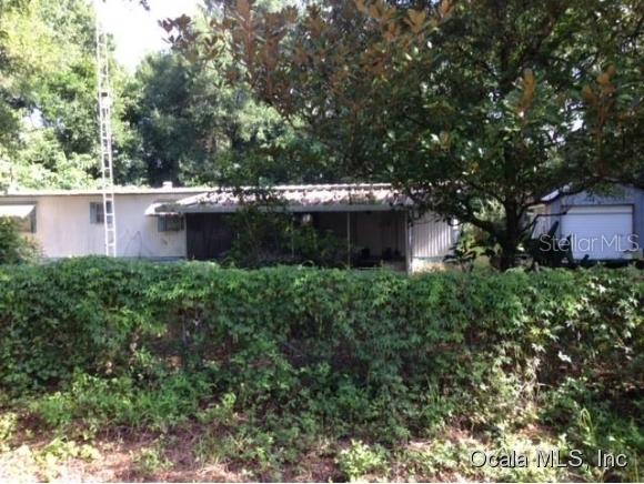 10765 SE 131 St., Ocklawaha, FL 32179