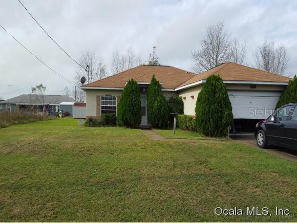 162 Larch Rd., Ocala, FL 34480