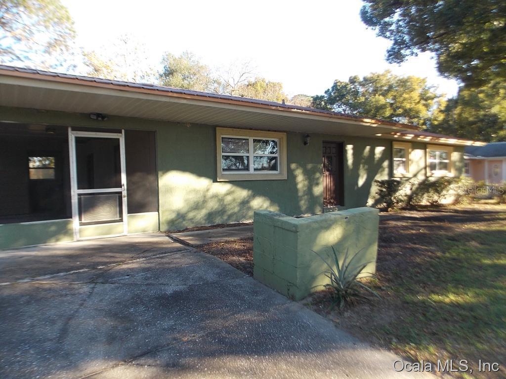 11 SE Ocala Way, Summerfield, FL 34491