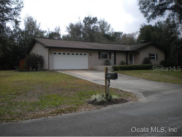 561 E Country Club Dr., Williston, FL 32696