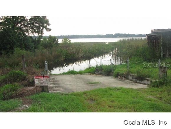 00 108th Ct Rd., Ocklawaha, FL 32179