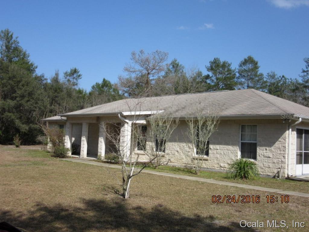 505 Fisher Rd., Ocklawaha, FL 32179