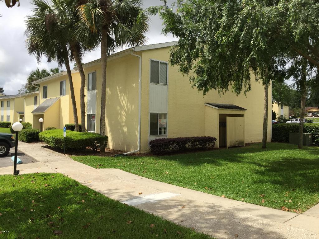 585 Fairways Cir. #A, Ocala, FL 34472