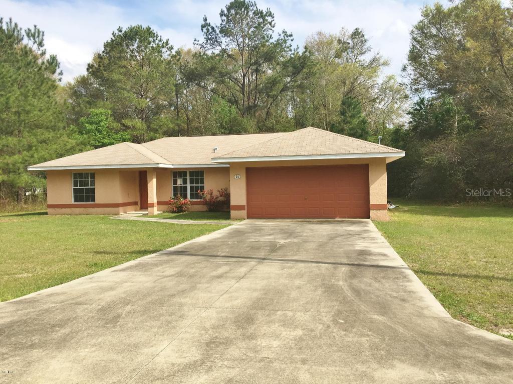 21 Sequoia Loop Ct., Ocklawaha, FL 32179