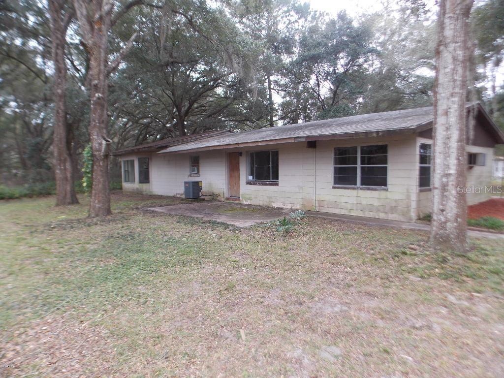 17020 SE 95th St Rd, Ocklawaha, FL 32179