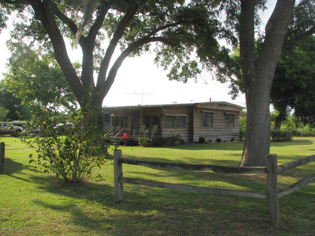 15053 Virnita Dr., Tavares, FL 32778