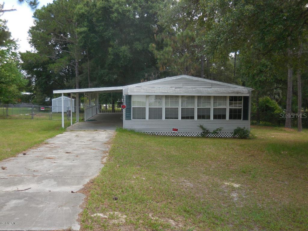 17755 SE 86th St., Ocklawaha, FL 32179