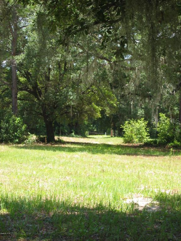 12340 SE Maricamp Rd., Ocklawaha, FL 32179