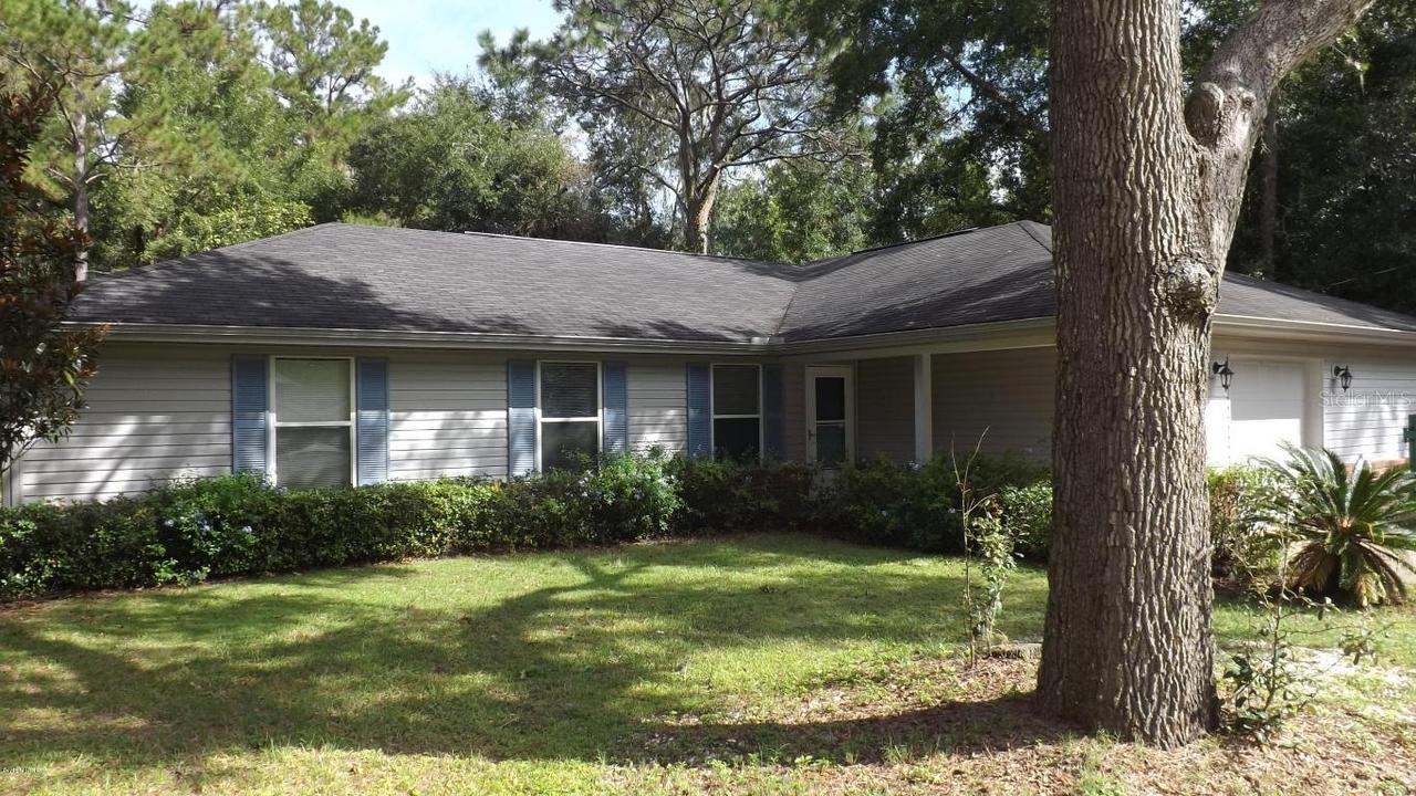 2 Hemlock Circle Way, Ocala, FL 34472