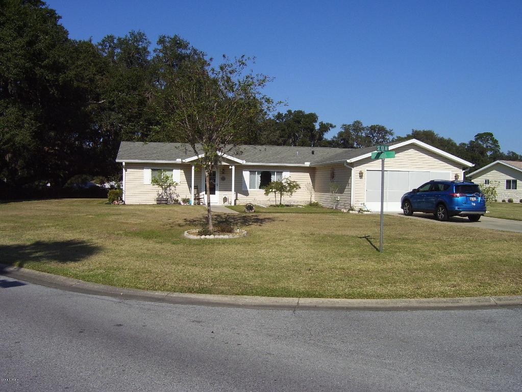 17596 SE 101 Avenue, Summerfield, FL 34491