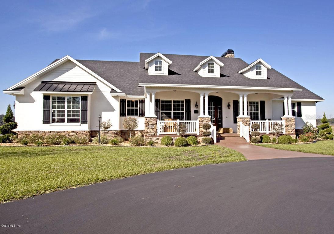 1723 E C-466, Oxford, FL 34484