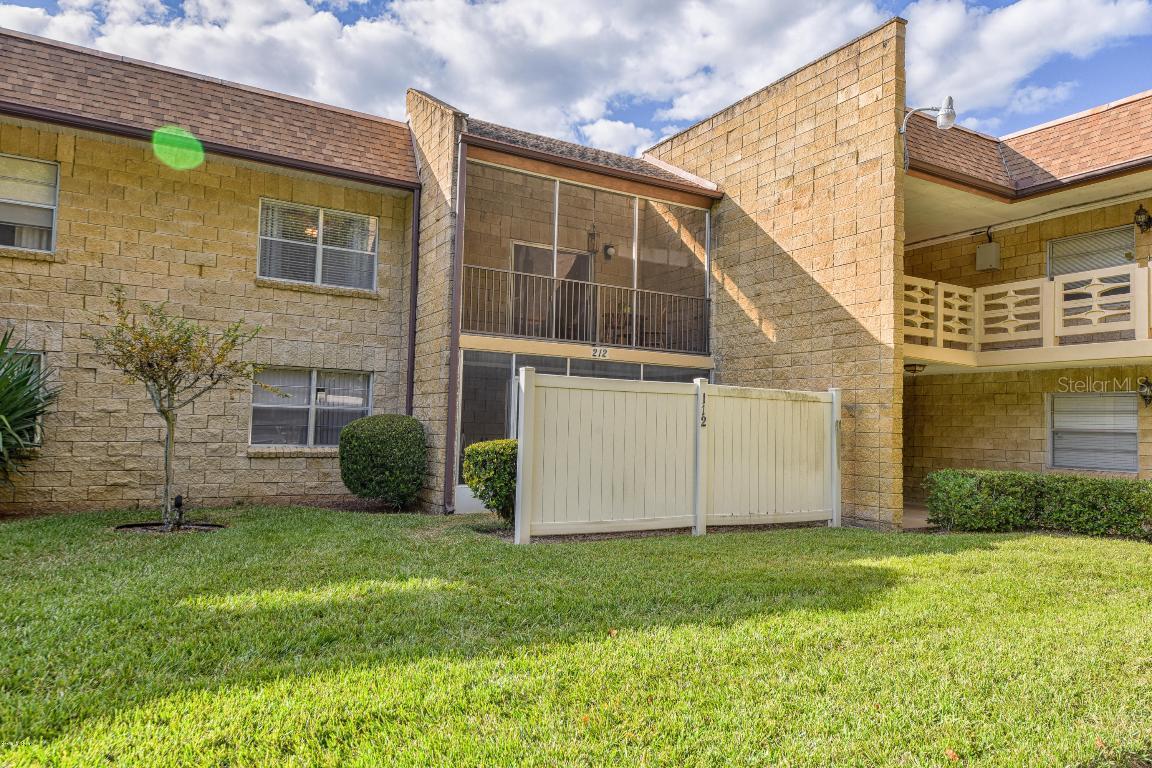 2843 NE 3rd St. #212, Ocala, FL 34470