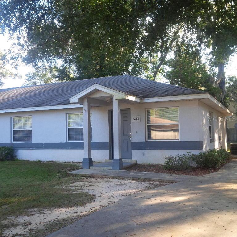 2737 NE 8th Ave., Ocala, FL 34470
