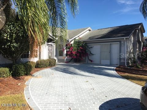 927 Saint Andrews Blvd., Lady Lake, FL 32159