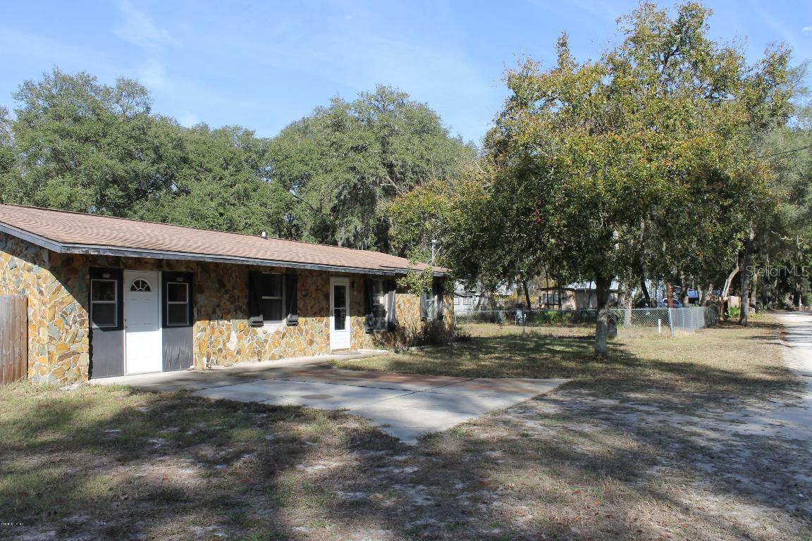 11350 SE 189th Ter., Ocklawaha, FL 32179