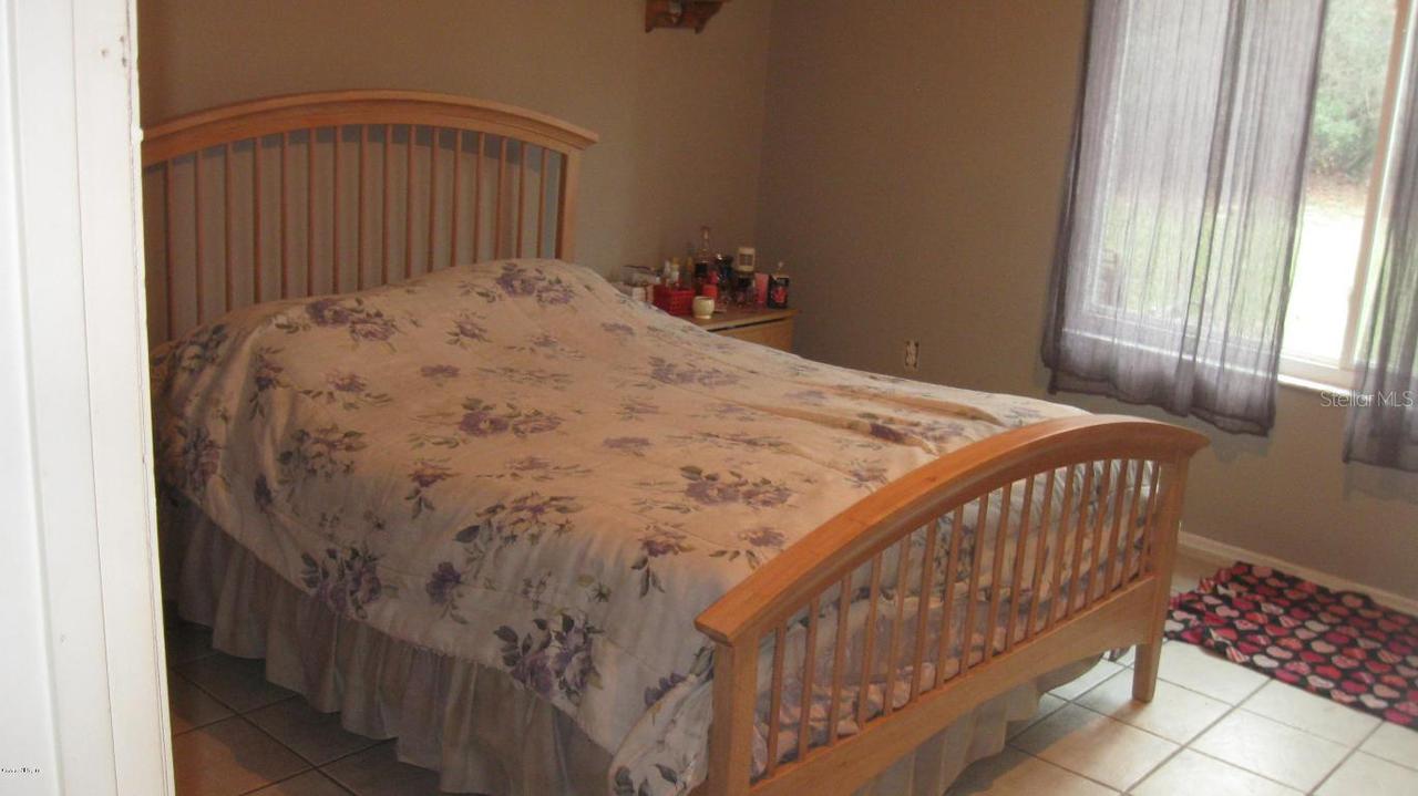 192 Oak Cir., Ocala, FL 34472