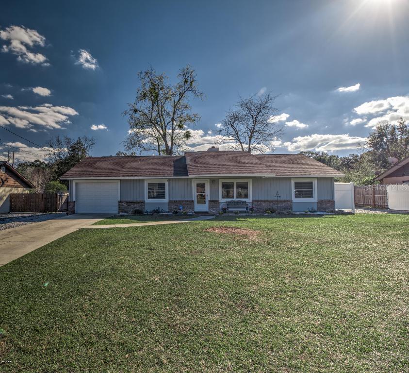 2096 NE 44th St., Ocala, FL 34479