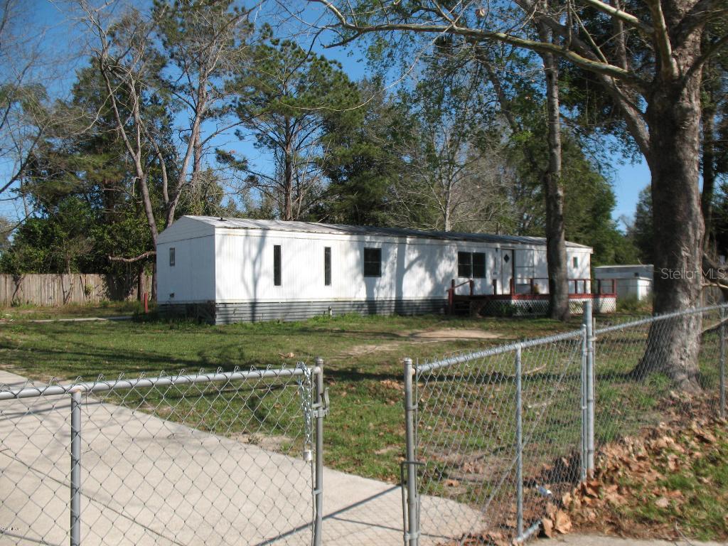 3911 SE 138 St., Summerfield, FL 34420