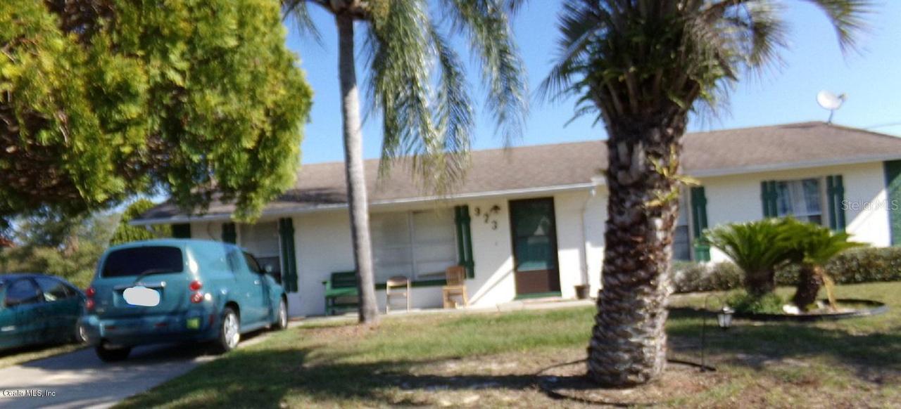 923 Jacaranda Dr., Lady Lake, FL 32159