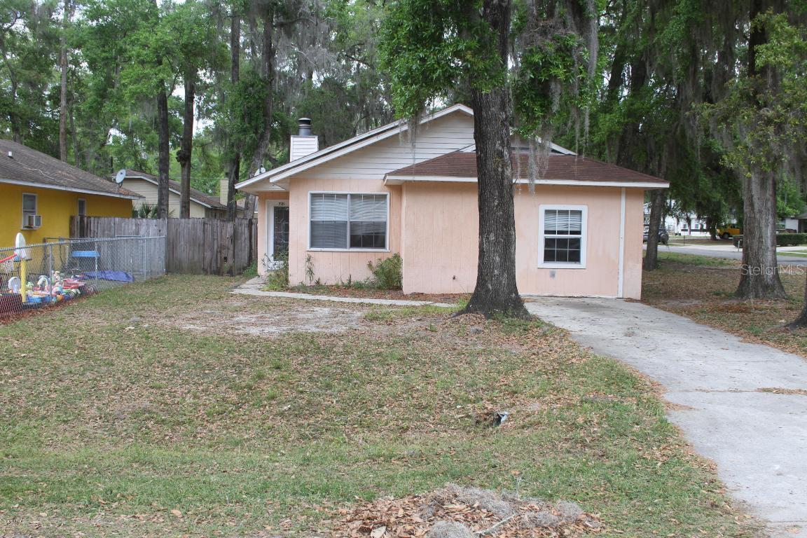 721 NE 26 St., Ocala, FL 34470