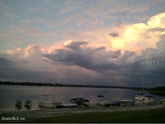 11001 SE Sunset Harbor Rd. #F42, Summerfield, FL 34491