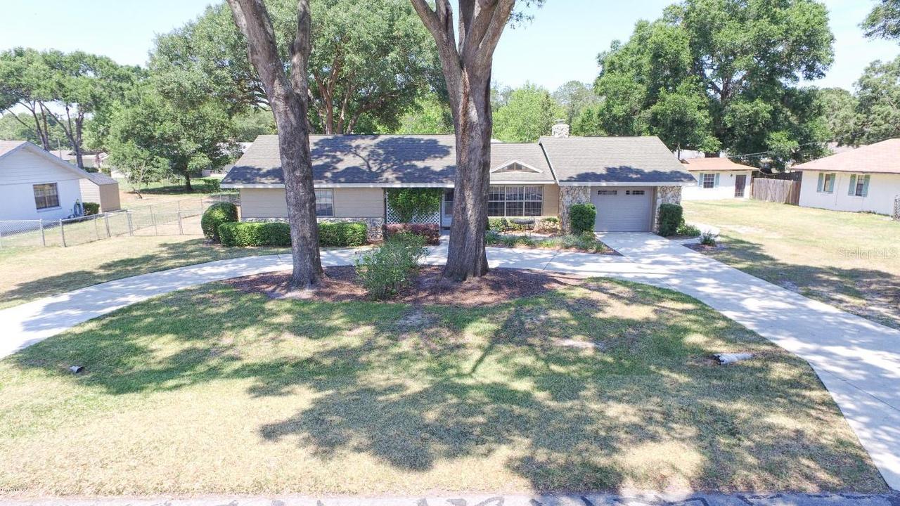 4020 NE 5th Ter., Ocala, FL 34479