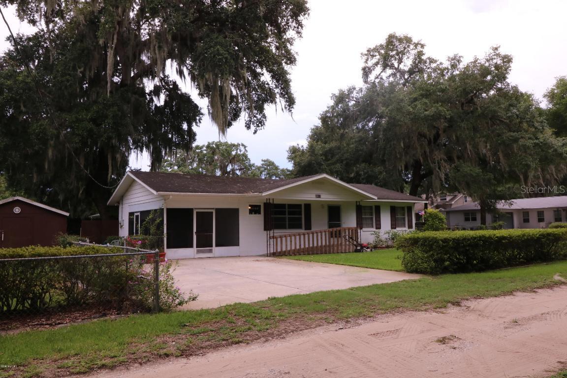 5612 Ohio Ave., Lady Lake, FL 32159