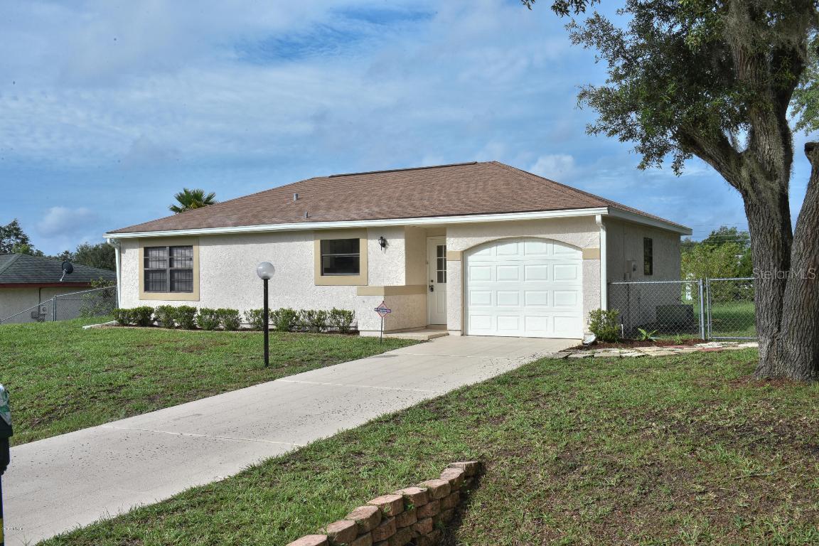 18 Oak Ct., Ocala, FL 34472