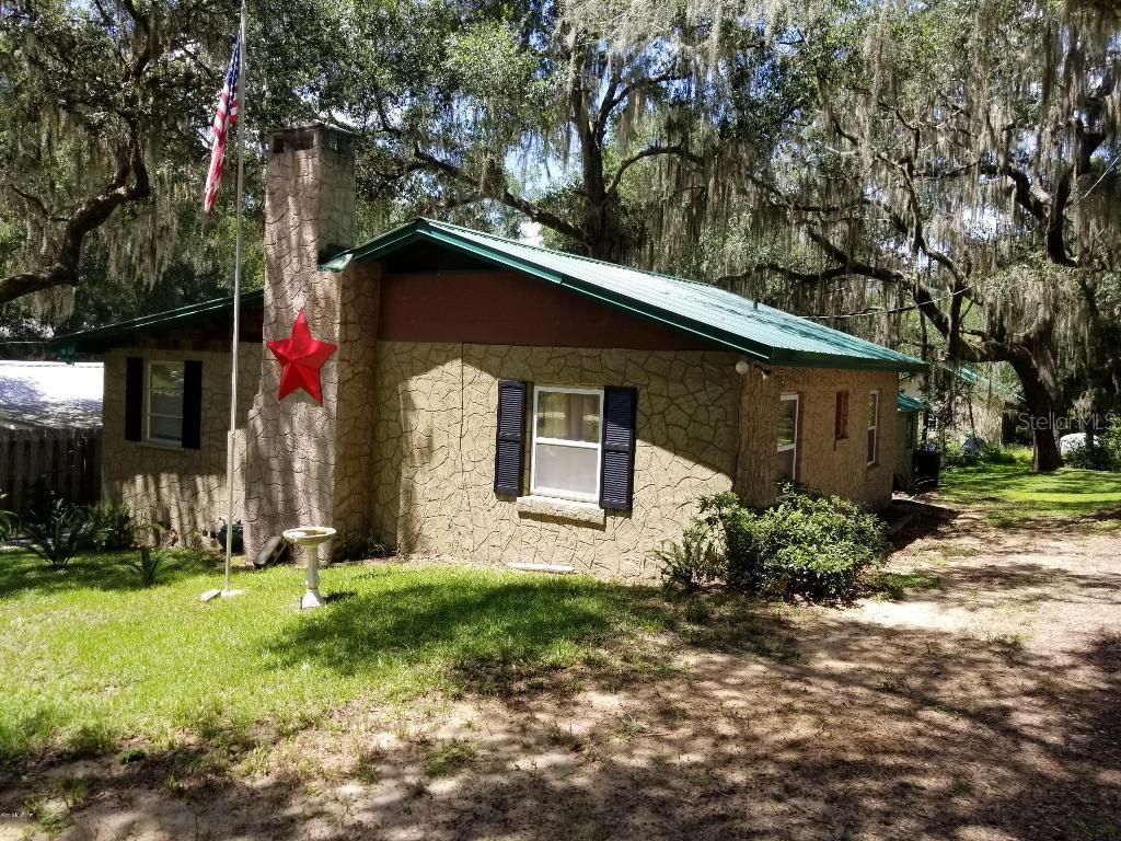 17575 NE 246th Pl., Fort Mccoy, FL 32134