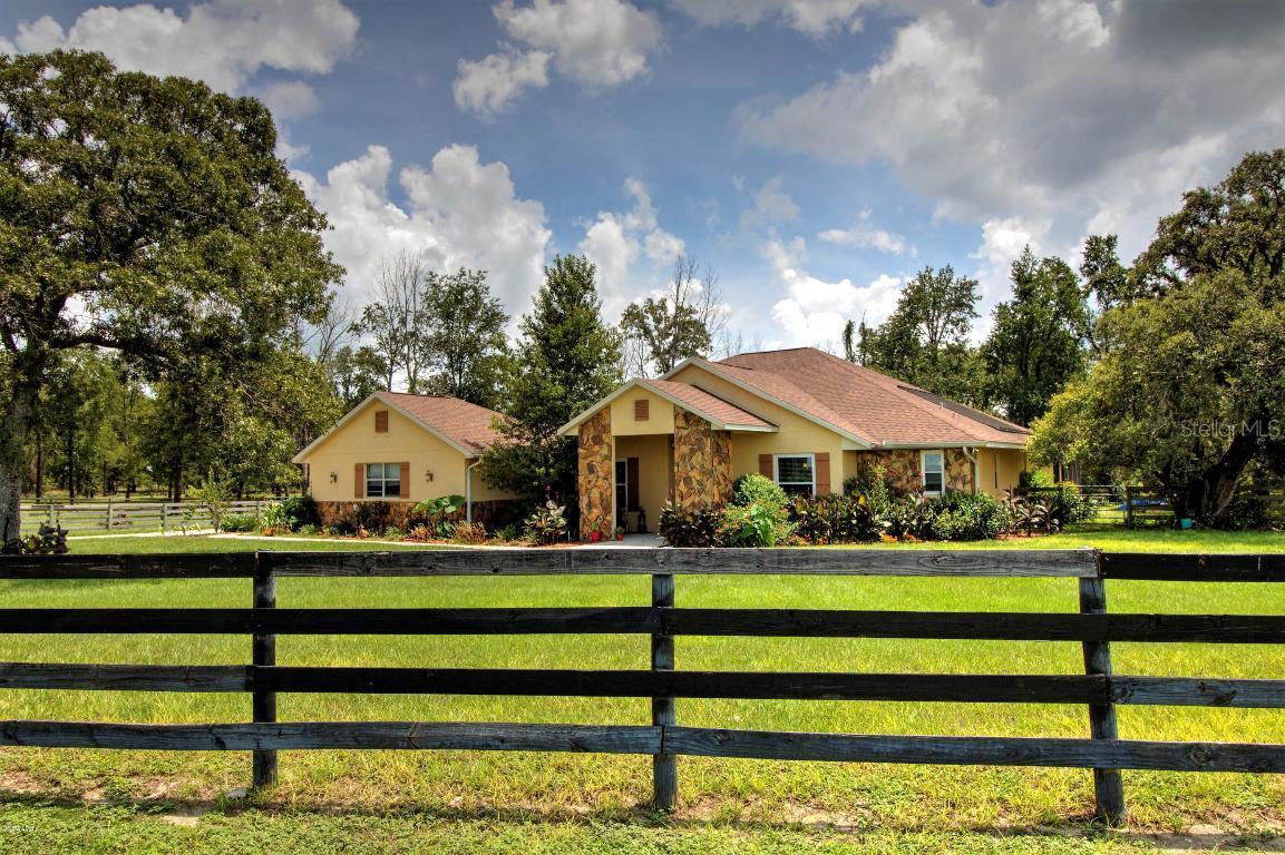 8819 NW 21st St., Wildwood, FL 34785