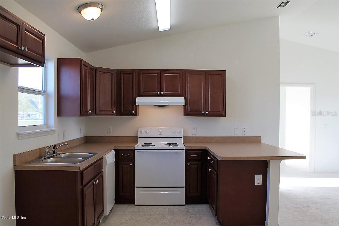 213 Oak Ln., Ocala, FL 34472