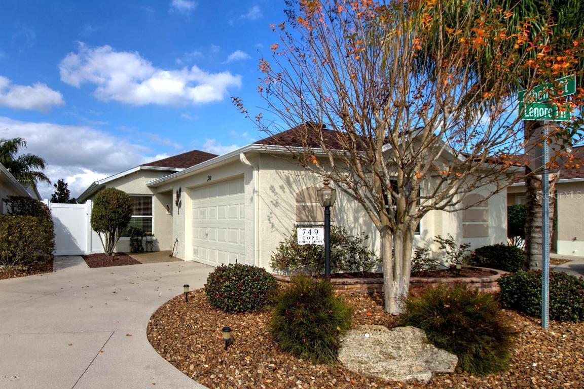 749 Lenore Ln., The Villages, FL 32162